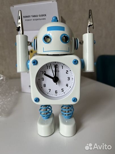 Часы будильник