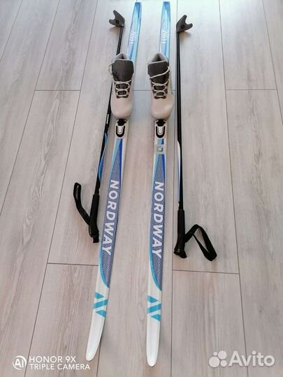 Беговые лыжи