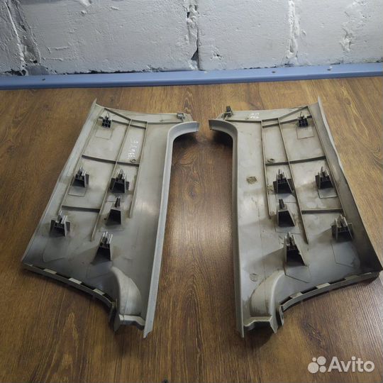 Накладка на стойку кузова задняя Skoda Fabia