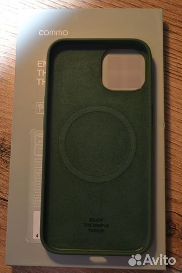 Чехол на iPhone 13