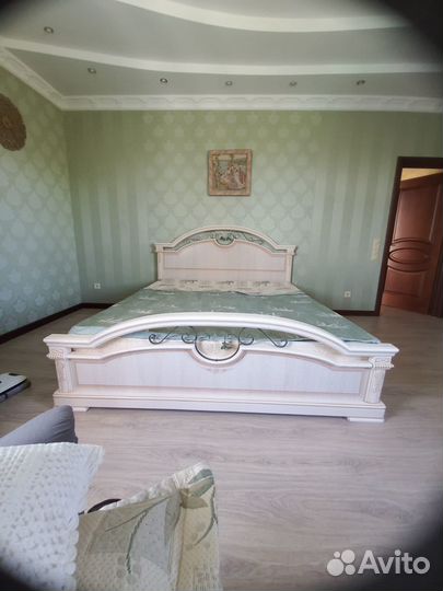 Спальный гарнитур бу