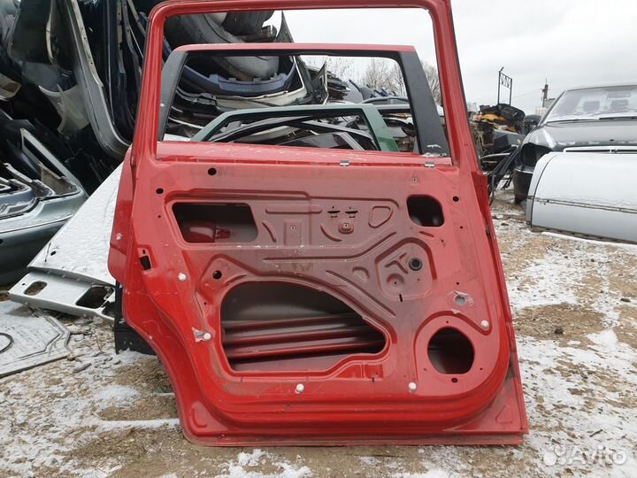 Дверь задняя левая Opel Zafira B опель зафира Б В