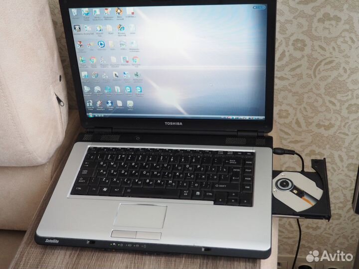 Ноутбук toshiba satellite L300D-10U