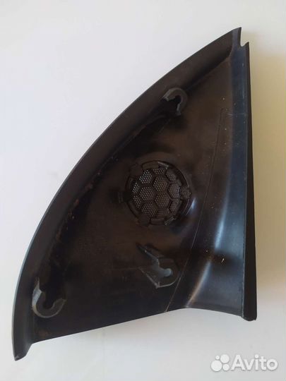 Угол двери внутренний Opel Astra передний левый