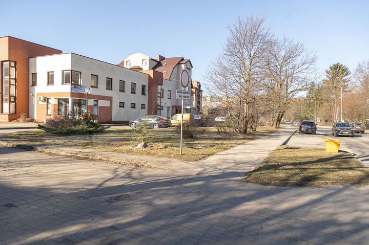 Продам здание, 422.2 м²
