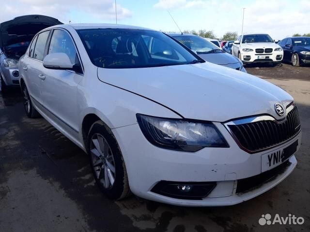 Зеркало наружное правое skoda superb 2