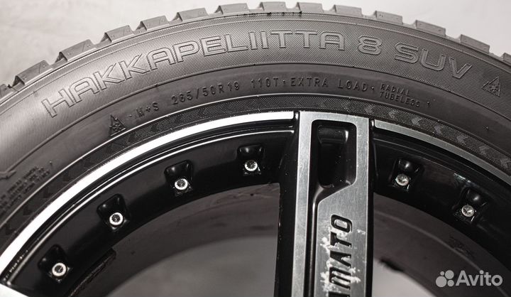 Nokian Tyres Hakkapeliitta 8 SUV 265/50 R19 104T