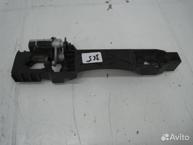 Основание ручки двери левое Nissan Qashqai J10 р