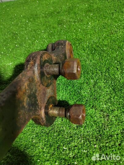 Рычаг подвески нижний передний правый Kia Rio A5D