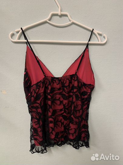 Розовый топ в винтажном стиле