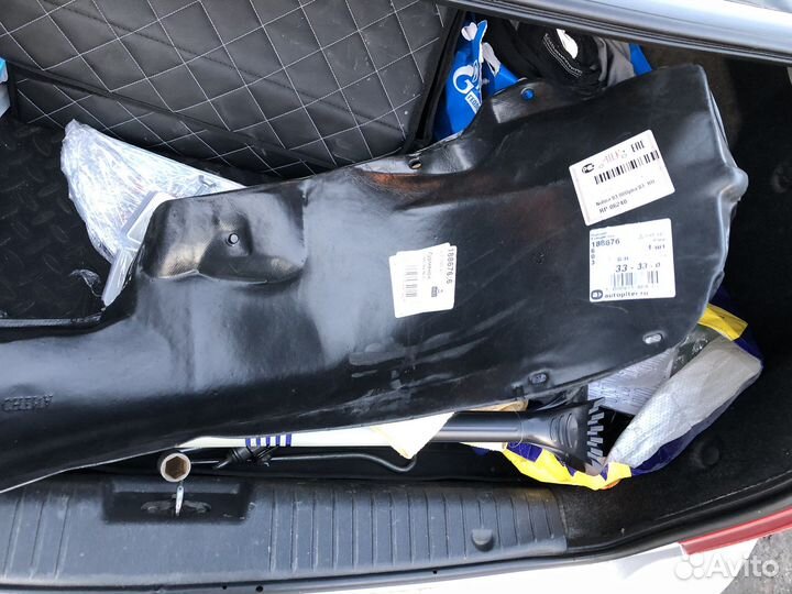 Подкрылок передний правый lacceti