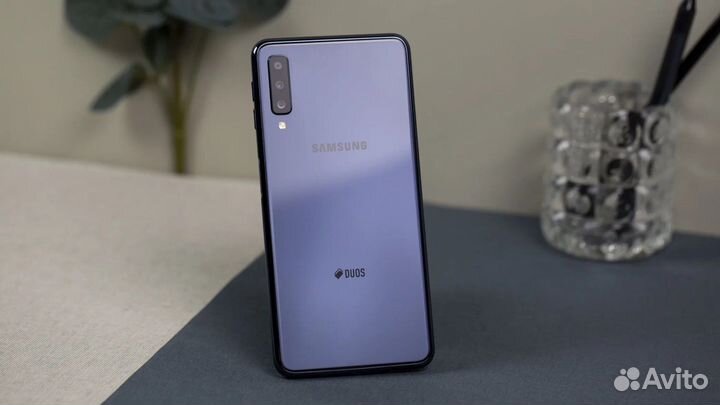 Смартфон Samsung Galaxy A7 64Gb Black (SM-A750FN)