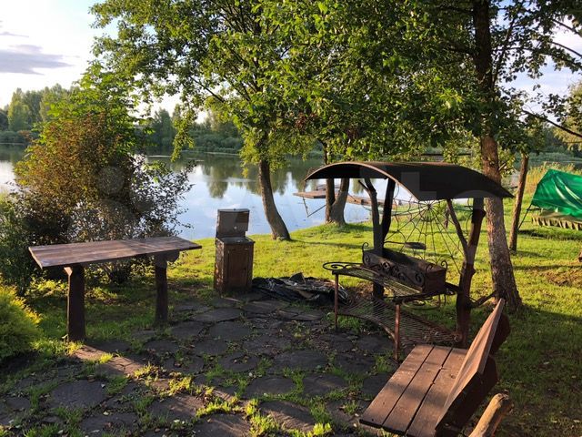 Дом 100 м² на участке 100 сот.