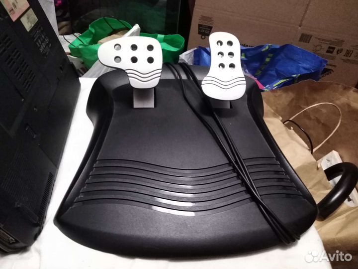 Игровой руль с педалями для пк