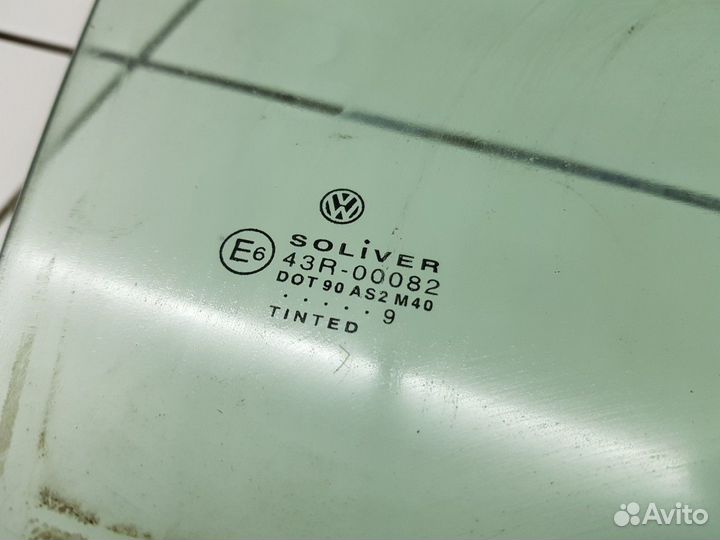 Стекло двери переднее правое (Volkswagen Passat)
