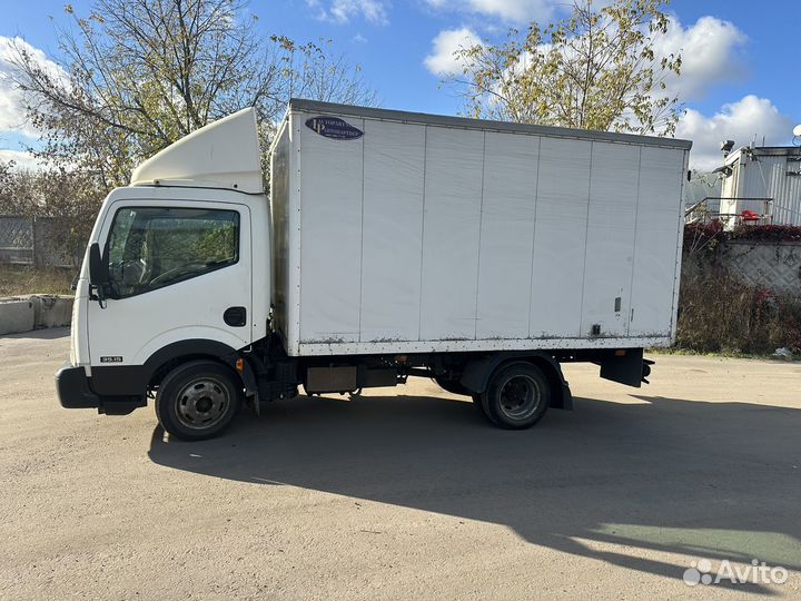 Nissan Cabstar промтоварный, 2012