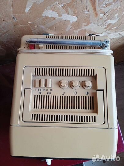 Телевизор Электроника 409Д,радиоприёмник