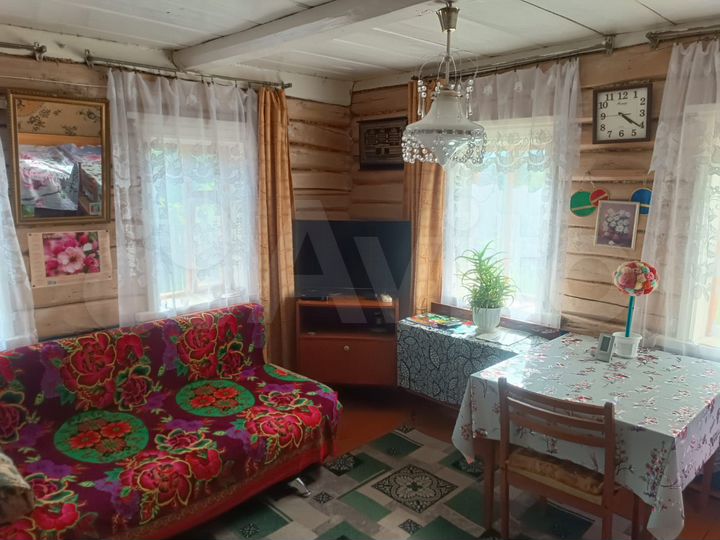 Дом 32 м² на участке 36 сот.