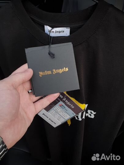 Футболка Palm Angels: комфорт на каждый день