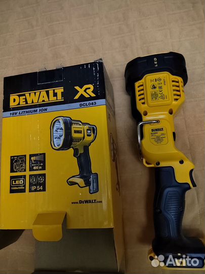 Фонарь DeWalt dcl043