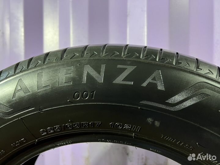 Bridgestone Alenza 001 225/65 R17