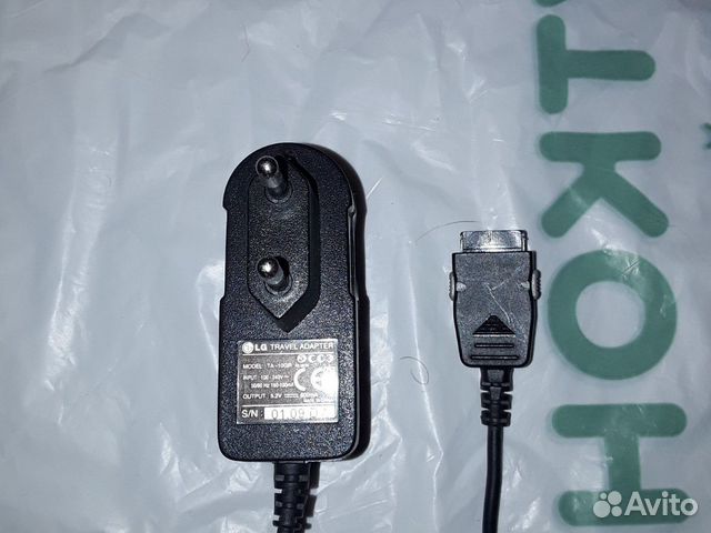 Зарядка телефона LG