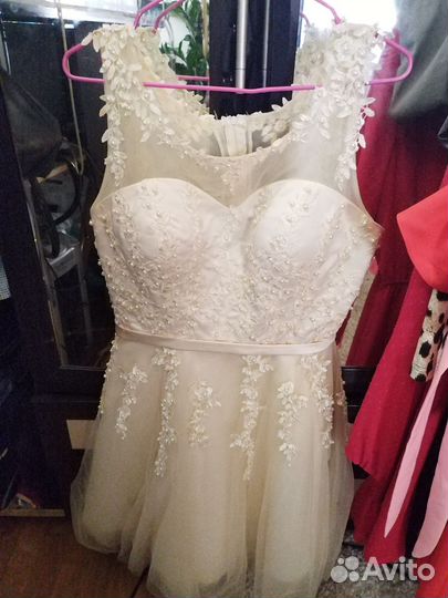 Платье для торжества 46-48