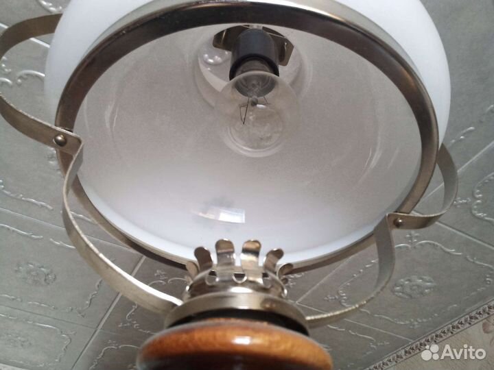 Светильник 