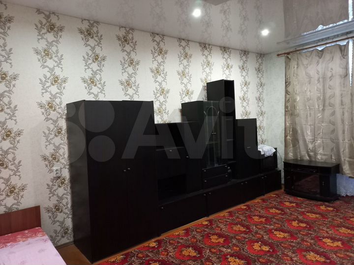 3-к. квартира, 111,2 м², 1/2 эт.