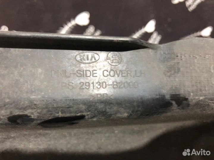 Пыльник двигaтeля левый Kia Soul 1.6 G4FD 2014