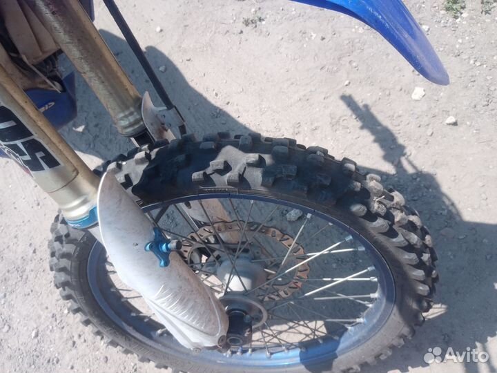 Кроссовый мотоцикл