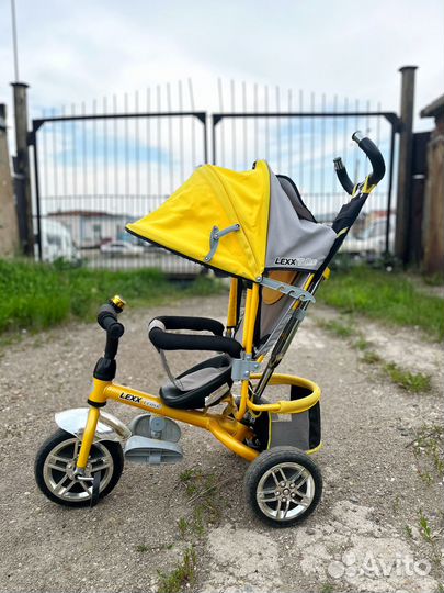 Трехколесный велосипед с родительской ручкой