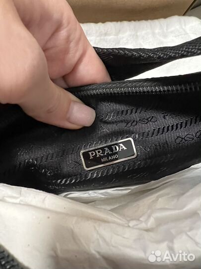 Сумка prada re edition 2000