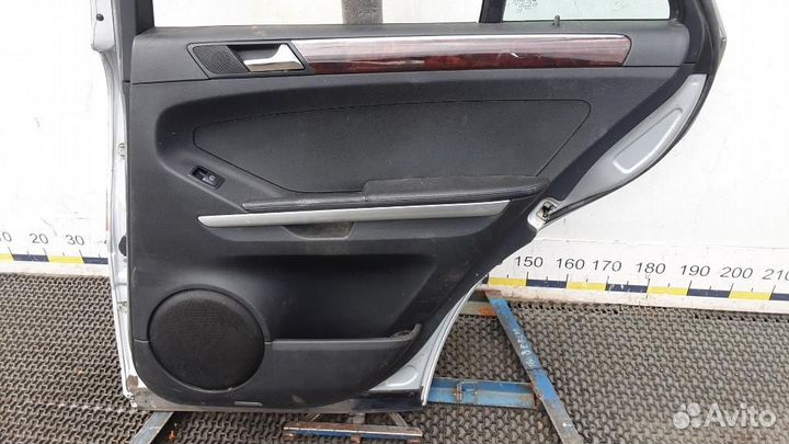 Дверь задняя правая Mercedes-Benz M-Class