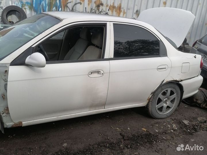 Kia sephia spectra shuma 1.8 T8D. По запчастям