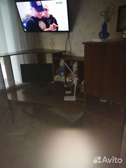 Компьютерный стол