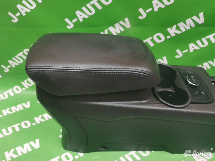 Консоль Ford Focus