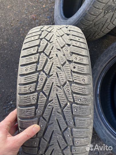 Nokian Tyres Hakkapeliitta 7 215/55 R17