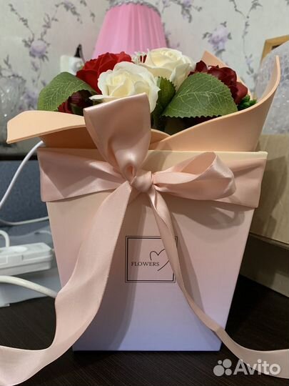 Настольный декоративный светильник-ночник