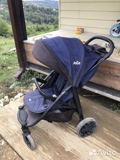 Коляска joie