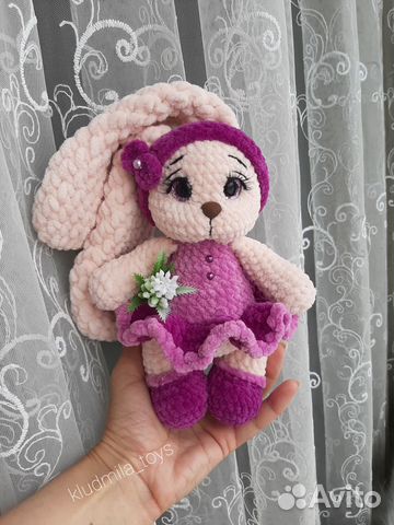 Зайка из плюшевой пряжи