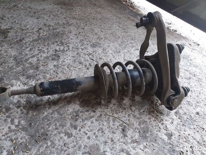 Стойка з.л. и п.п. audi a4 b5 на восстановление