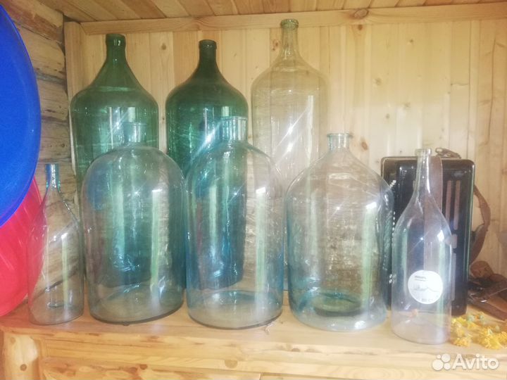 Бутылки бутыли под напитки