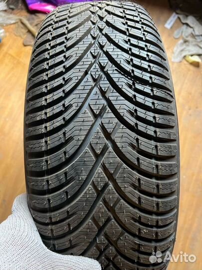 Bfgoodrich G-Force Winter 2 215/55 R16 97H