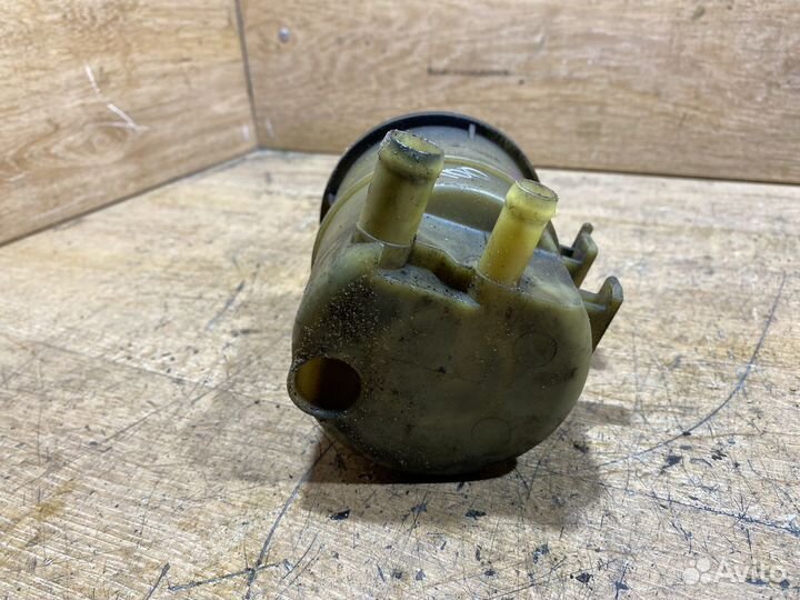 Бачок гидроусилителя Renault Espace 4 B100