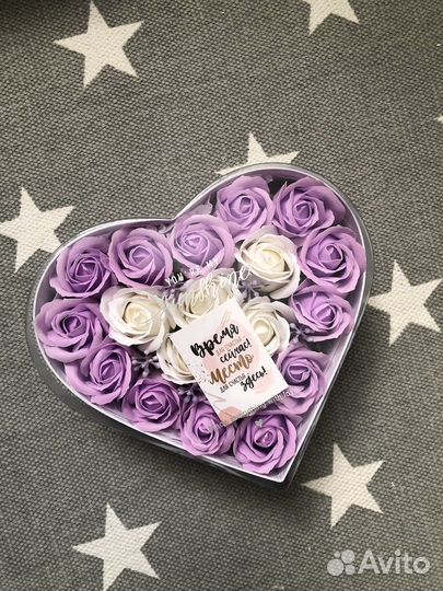 Бокс из мыльных цветов