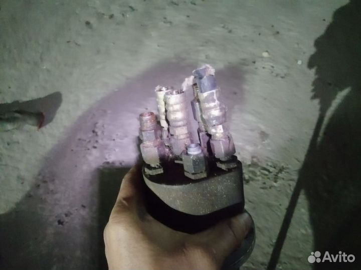 Блок управления гидравликой ек-18, эо-3323, ет-20