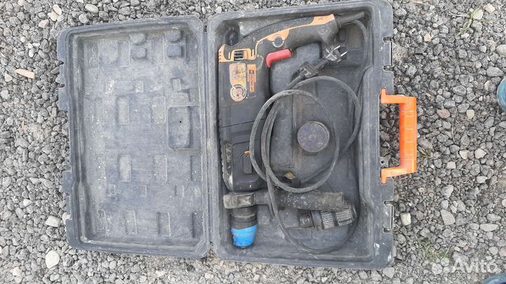 Перфоратор Днепр м100