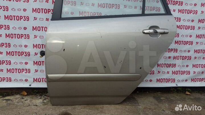 Дверь задняя левая Toyota Corolla