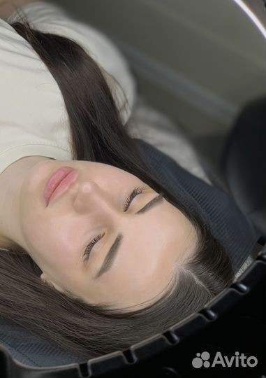 Перманентный макияж бровей